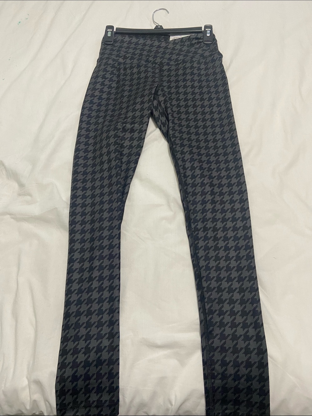 SO Black and Gray Houndstooth Leggings